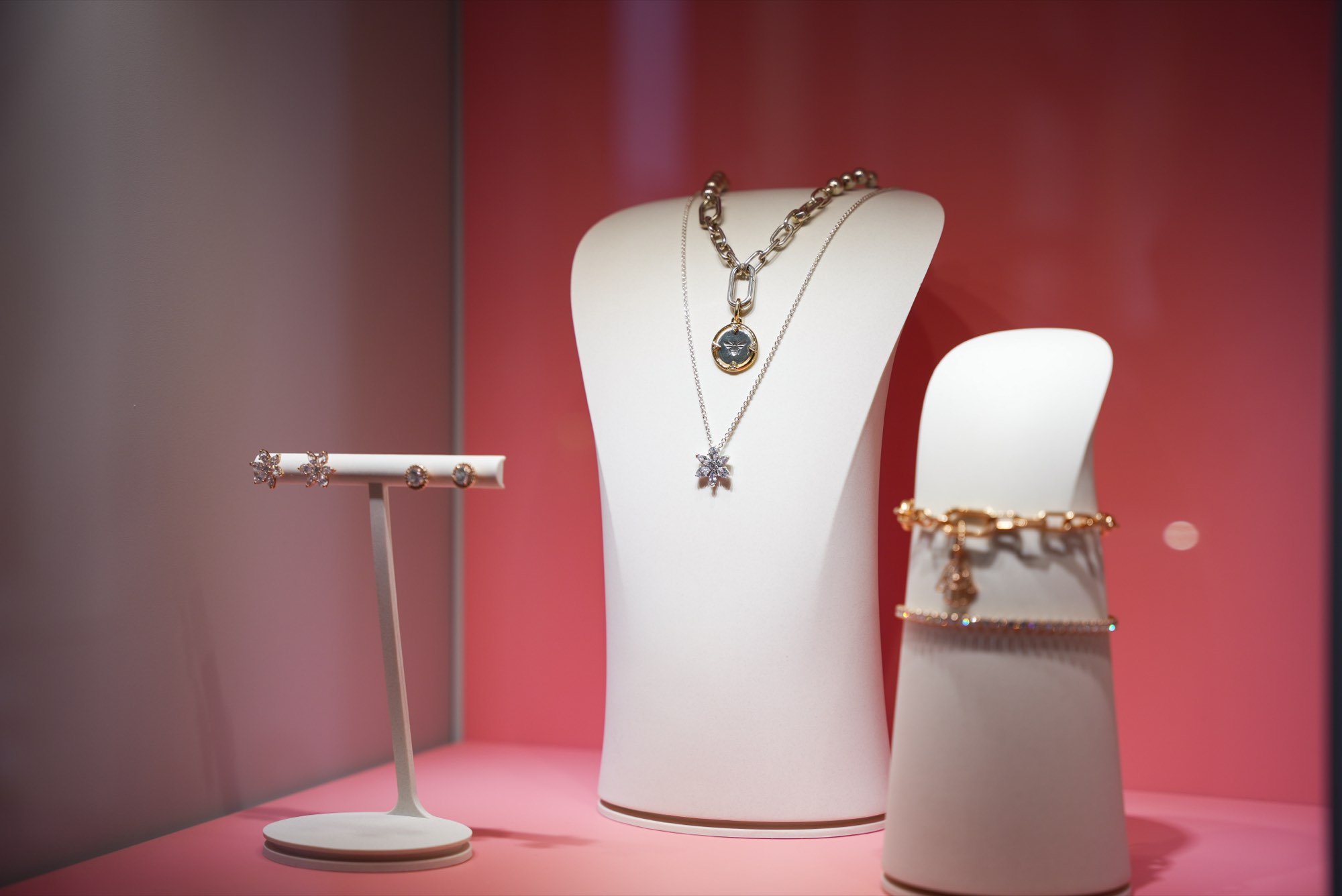 Schmuck-Highlights im Laden